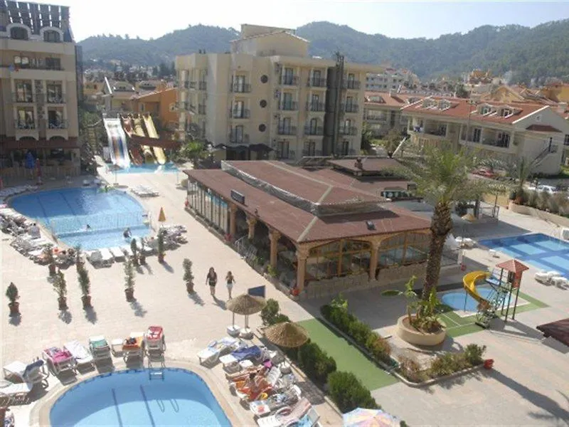 **  Club Chicago Hotel Marmaris Turkije